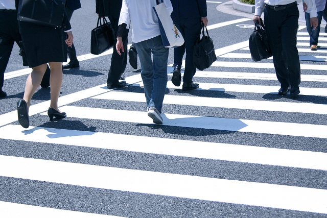 それぞれの通勤スタイルで……